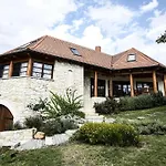Juharos Vendeghaz *